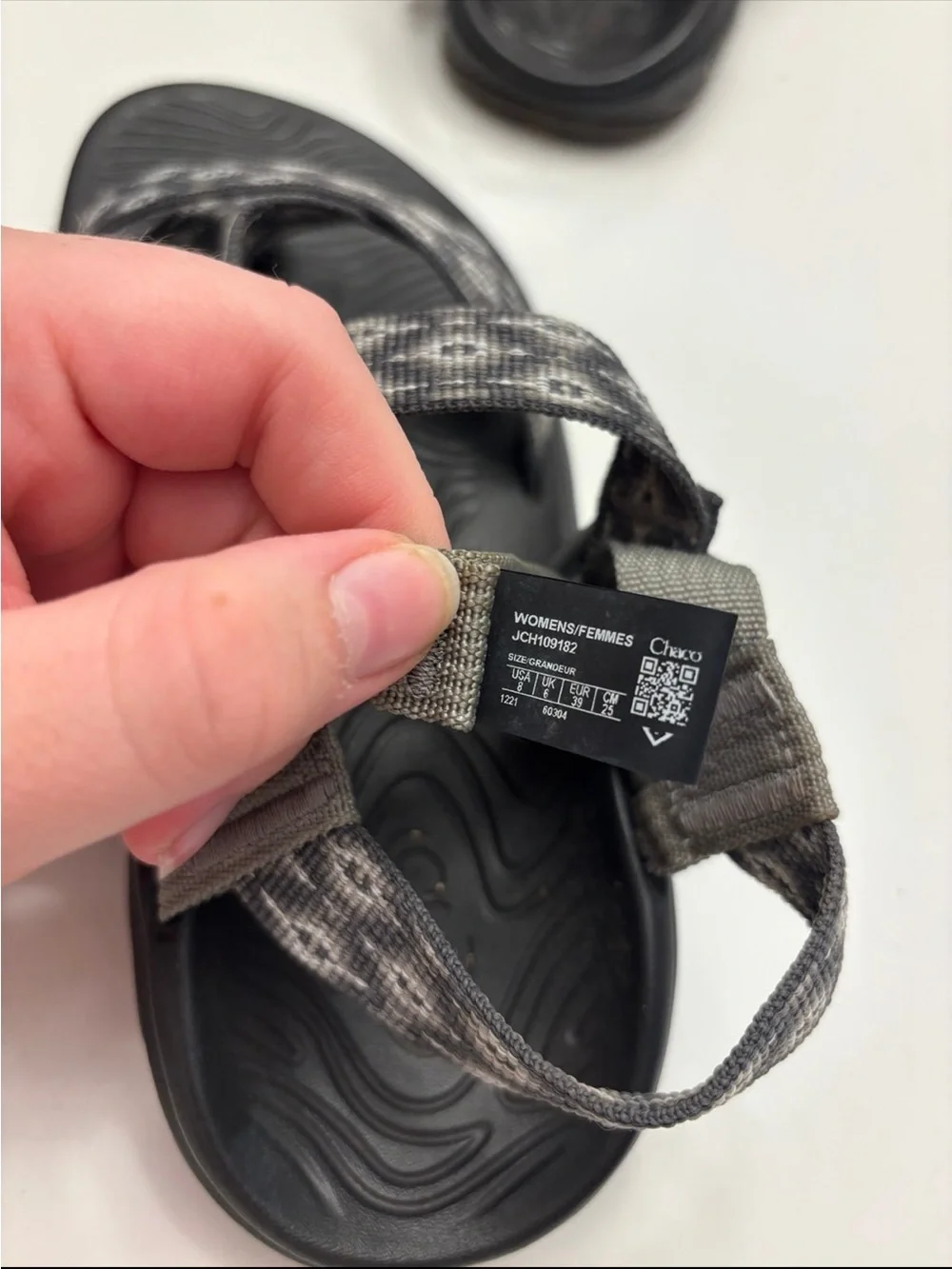 Women’s Chaco Zvolv X2 Sandal Size 8